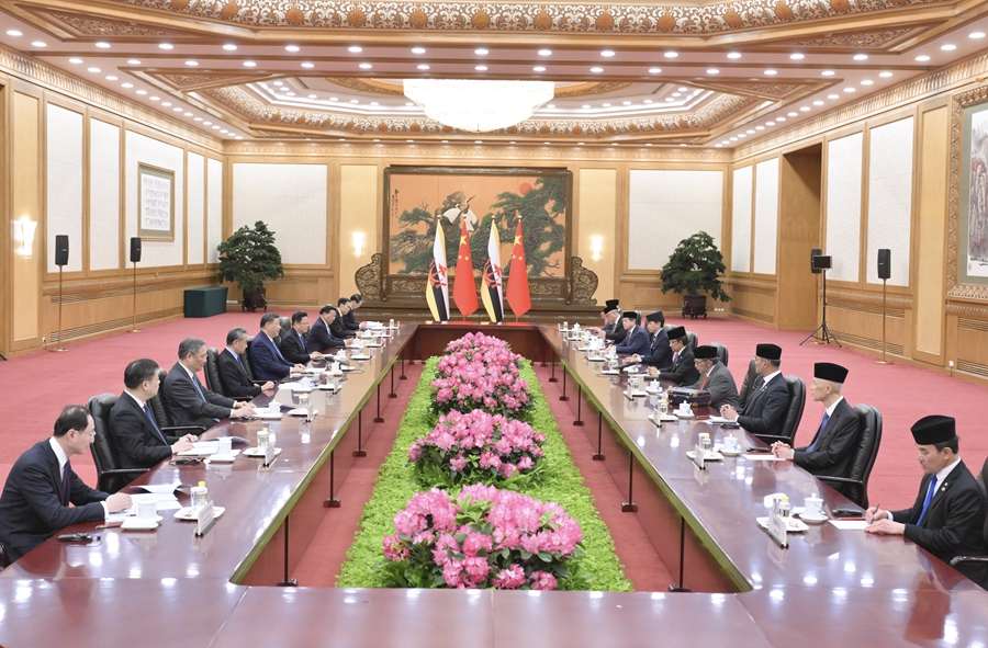 555   文莱苏丹哈桑纳尔会谈.jpeg